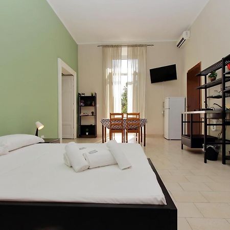 רומא Residence Apartment Lucky Stars מראה חיצוני תמונה