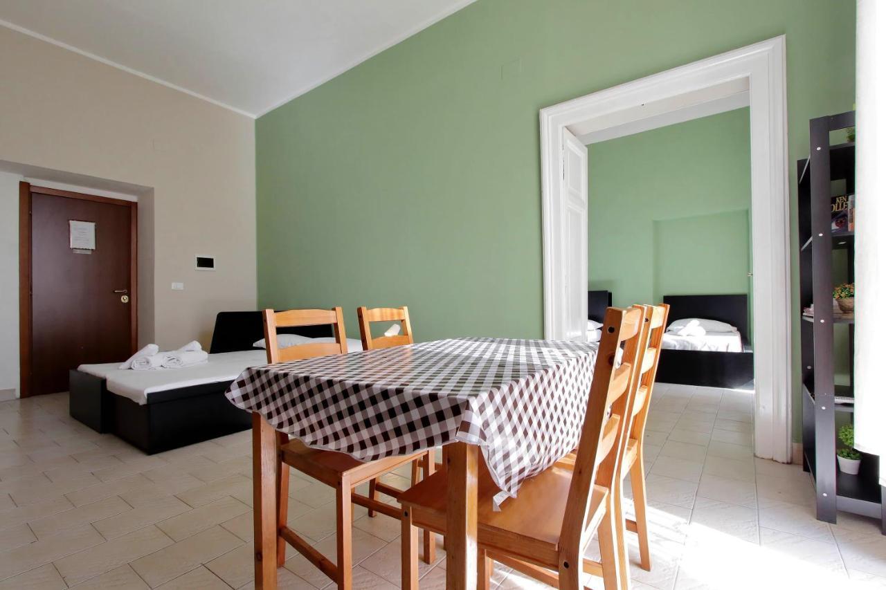 רומא Residence Apartment Lucky Stars מראה חיצוני תמונה