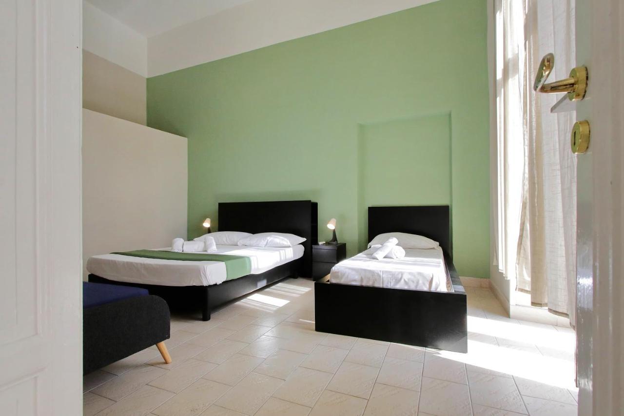 רומא Residence Apartment Lucky Stars מראה חיצוני תמונה