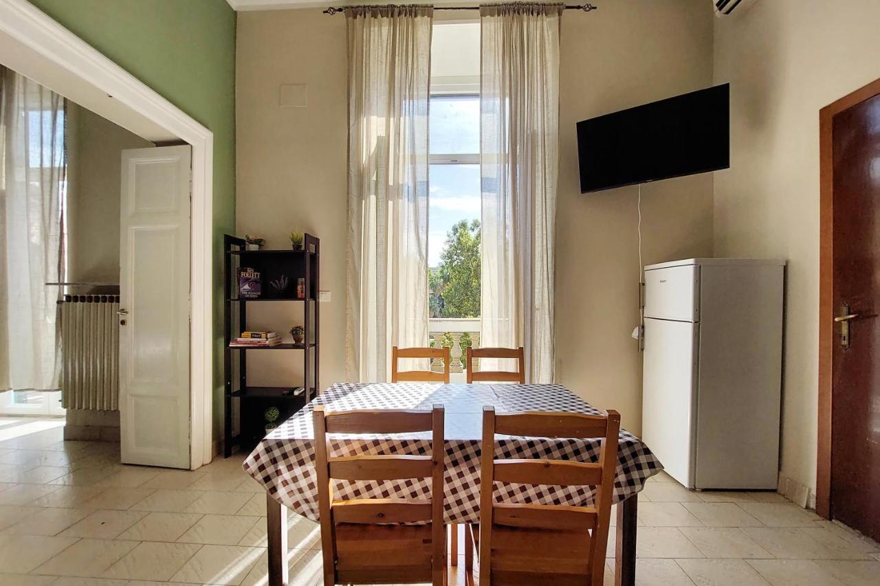 רומא Residence Apartment Lucky Stars מראה חיצוני תמונה