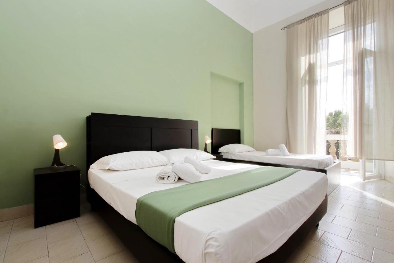 רומא Residence Apartment Lucky Stars מראה חיצוני תמונה