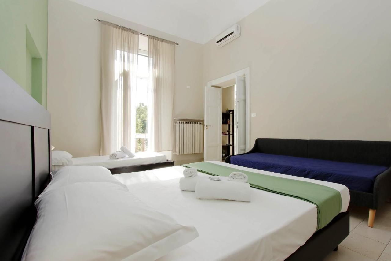 רומא Residence Apartment Lucky Stars מראה חיצוני תמונה